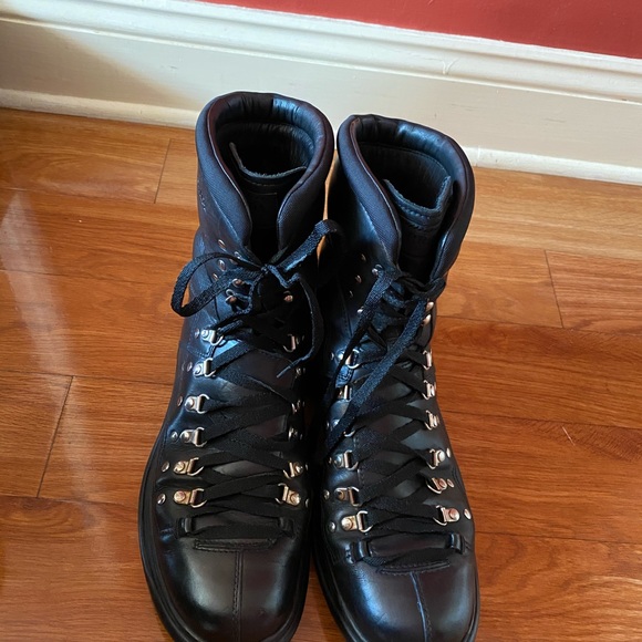 PRADA boot - Picture 2 of 4